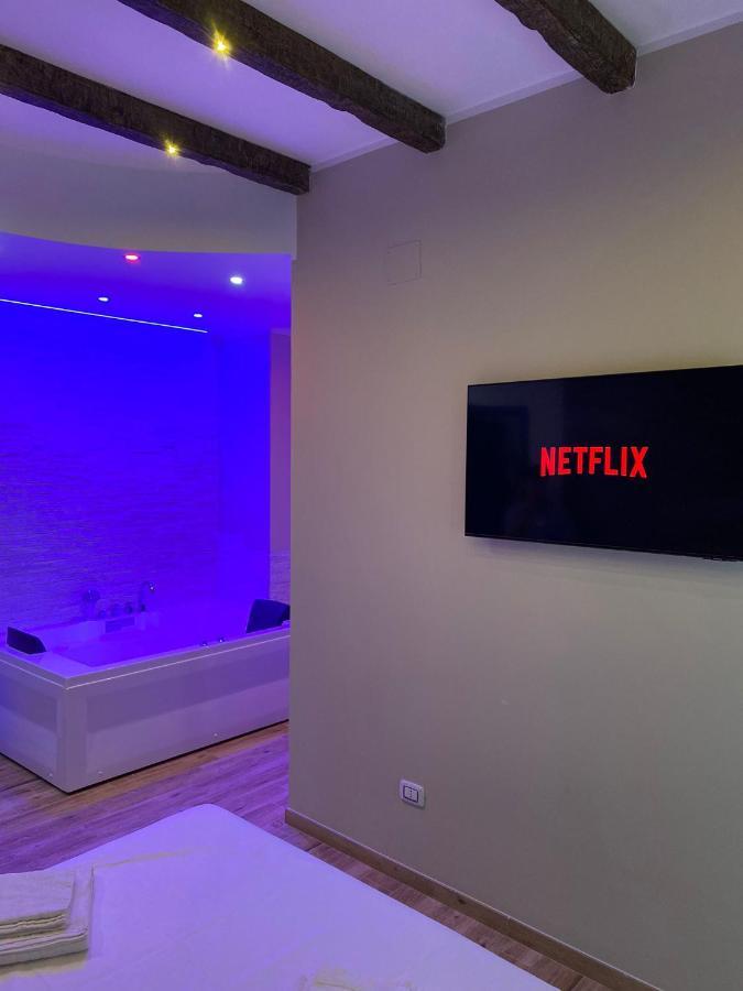 B&B New Paris & Suite Таранто Экстерьер фото